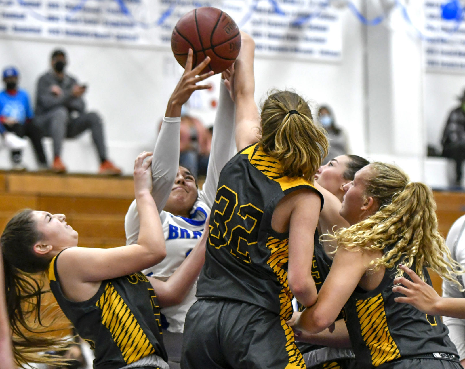 043021 Cabrillo Lompoc girls 06.JPG